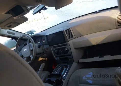 2005 Jeep Grand Cherokee Laredo from USA, damaged, VIN 1J4GR48K05C529269